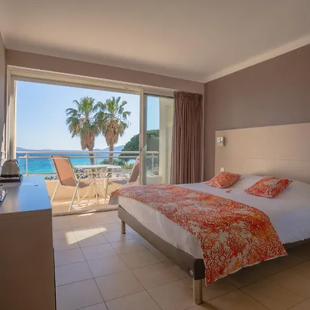 格朗帕瓦大酒店 勒拉旺杜