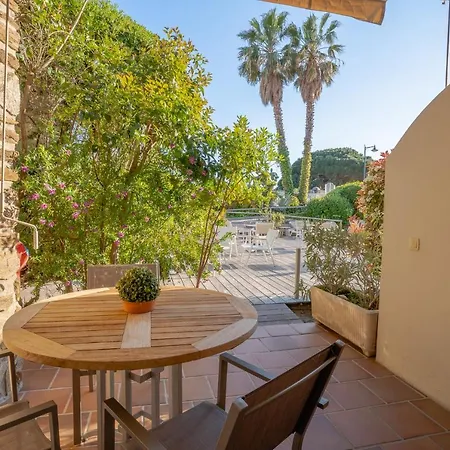 Hotel Le Grand Pavois 3*