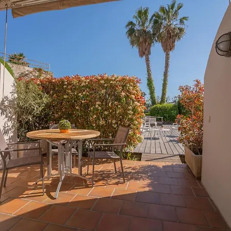 Le Grand Pavois Hotel Le Lavandou