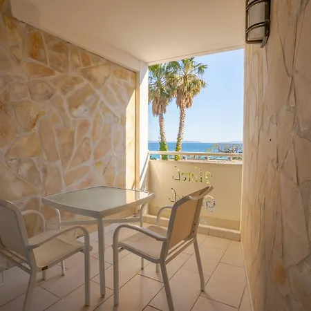 Hotel Le Grand Pavois