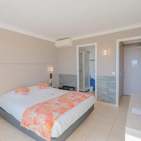 Le Grand Pavois Hotel